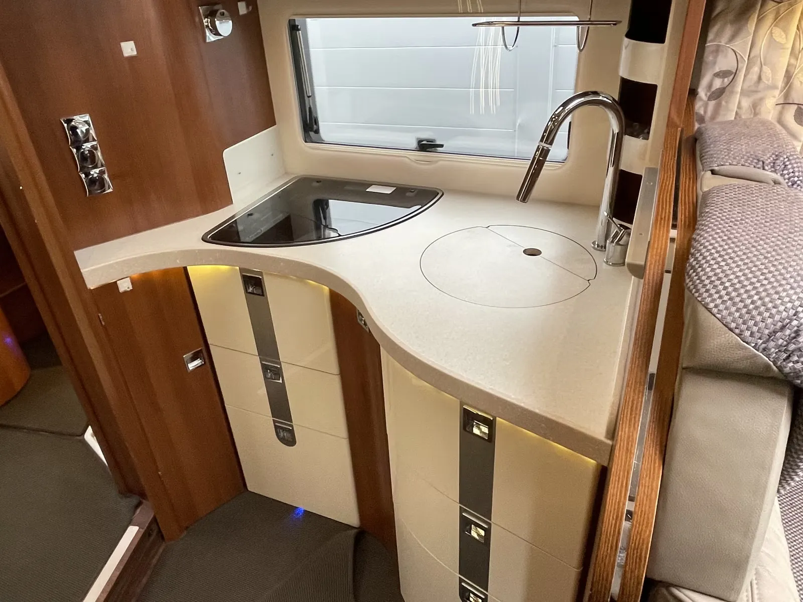 Carthago Chic E-Line I 51 QB LI