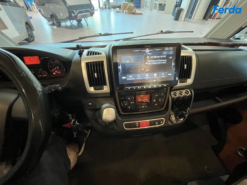 Carthago C-TOURER I 143