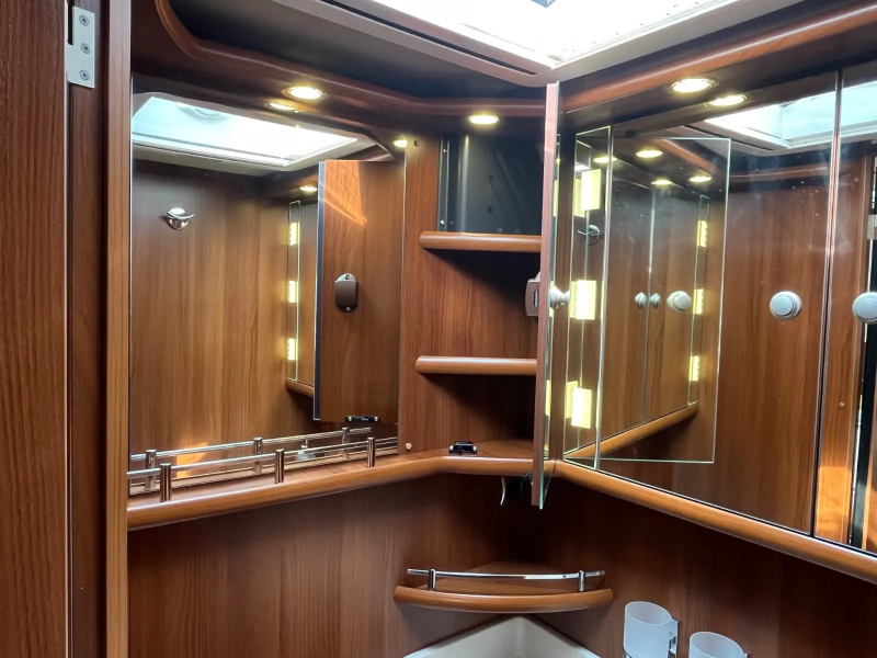 Carthago Chic E-Line I 50