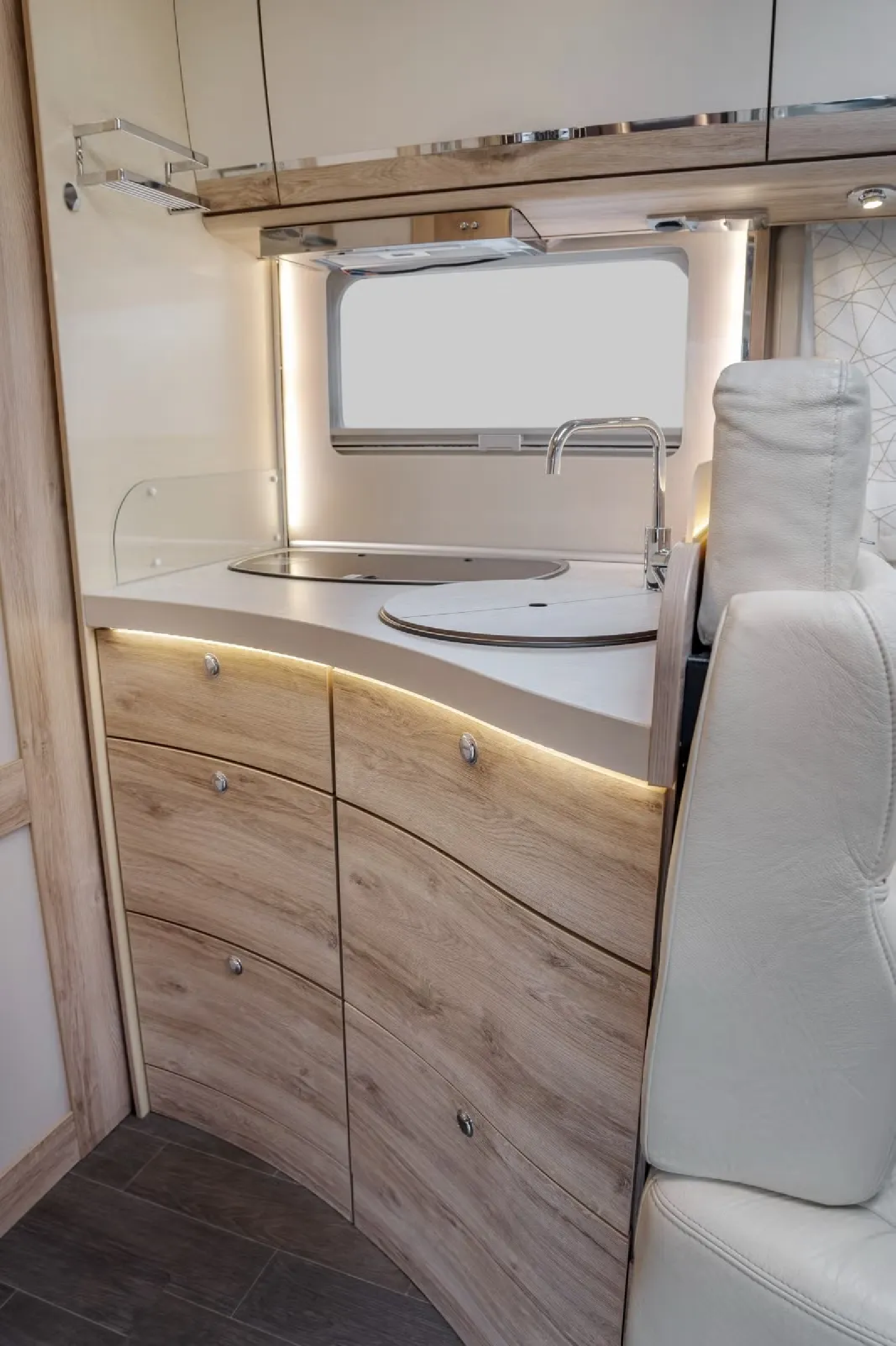 Eura Mobil IL 720 QB