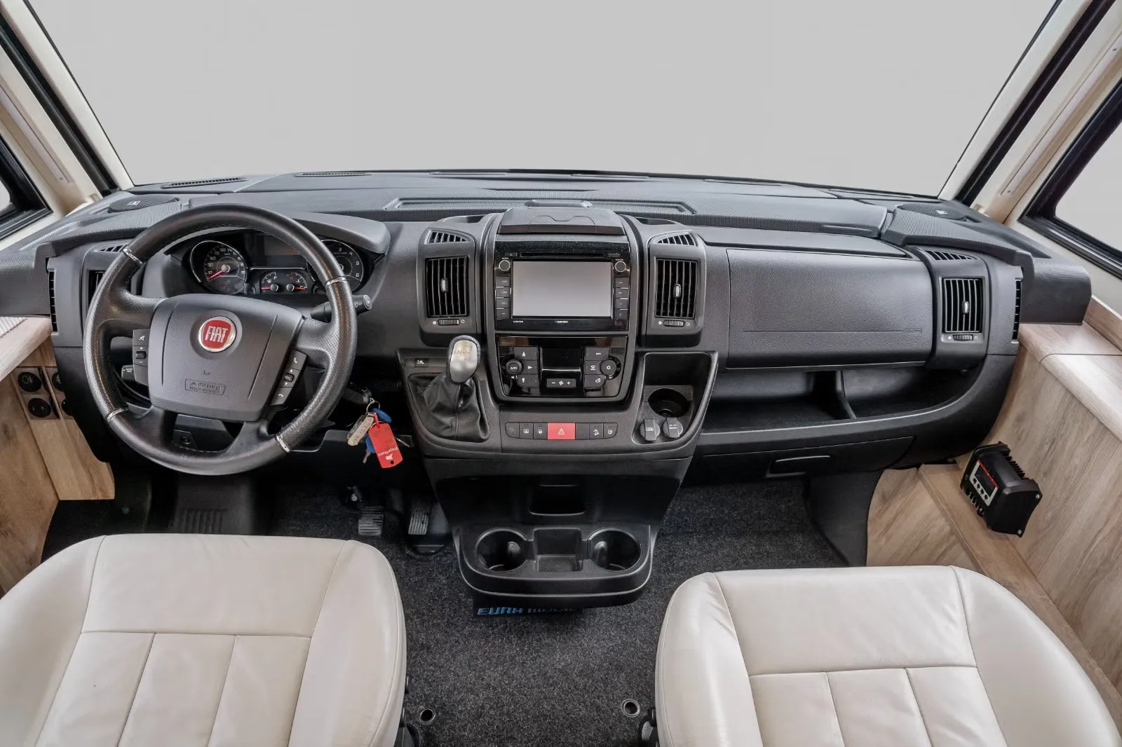 Eura Mobil IL 720 QB