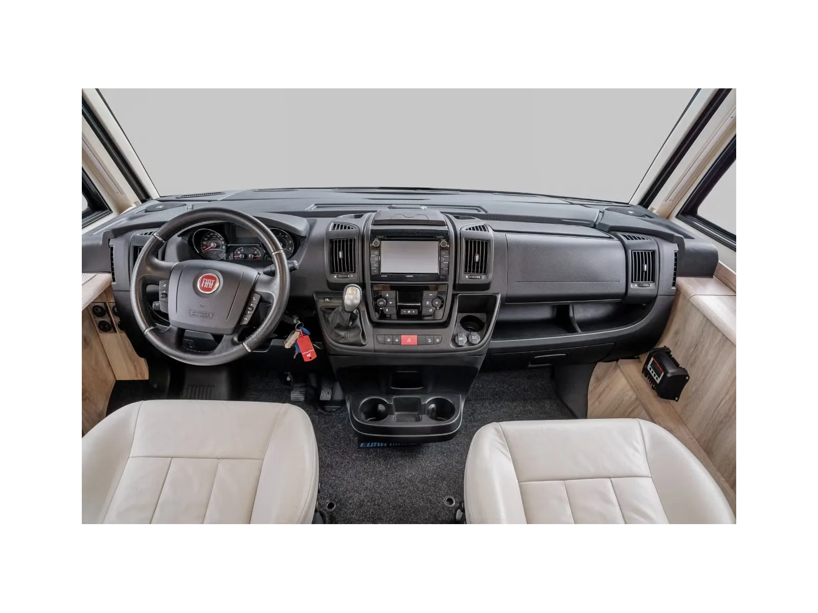 Eura Mobil IL 720 QB