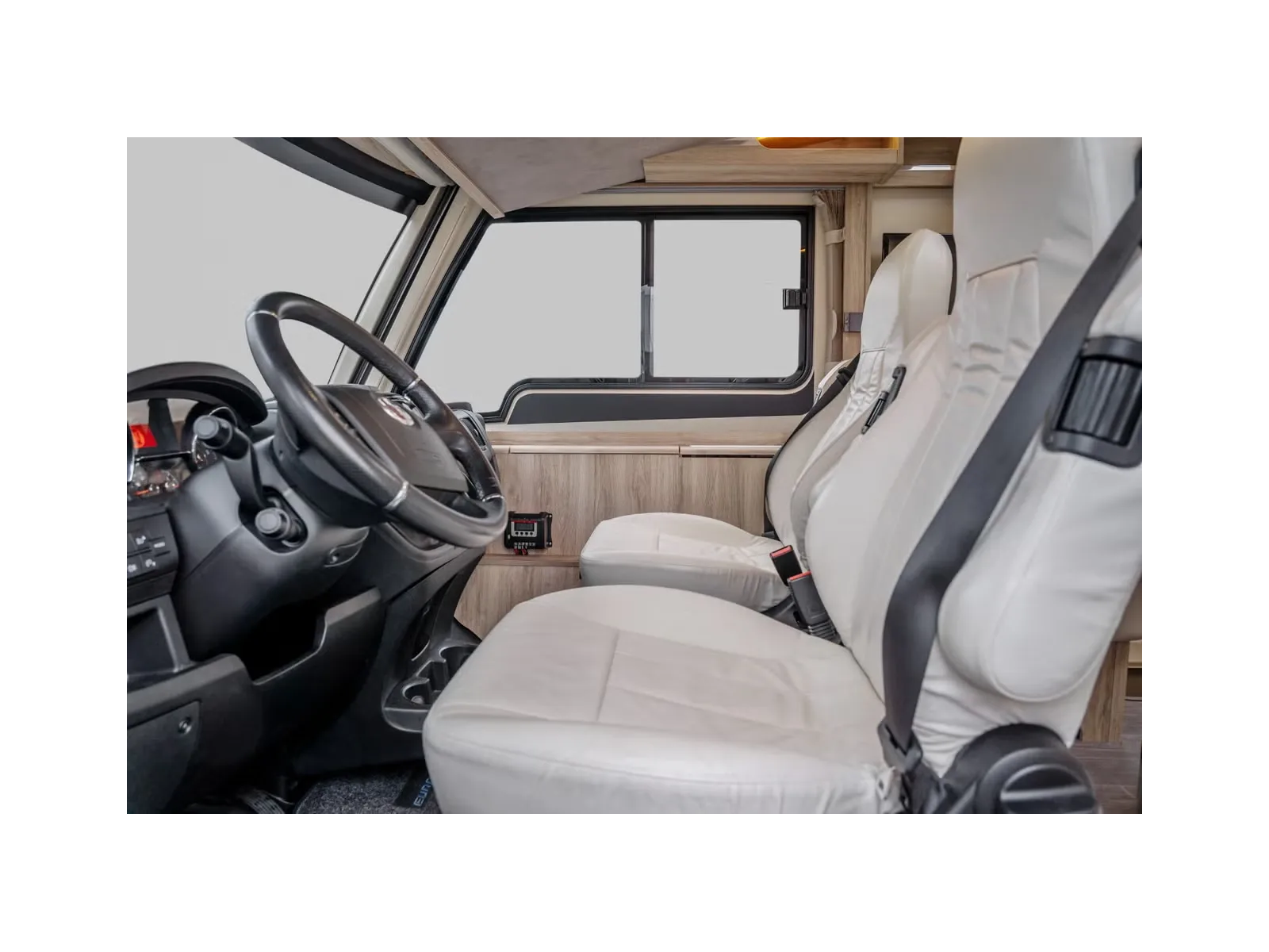 Eura Mobil IL 720 QB