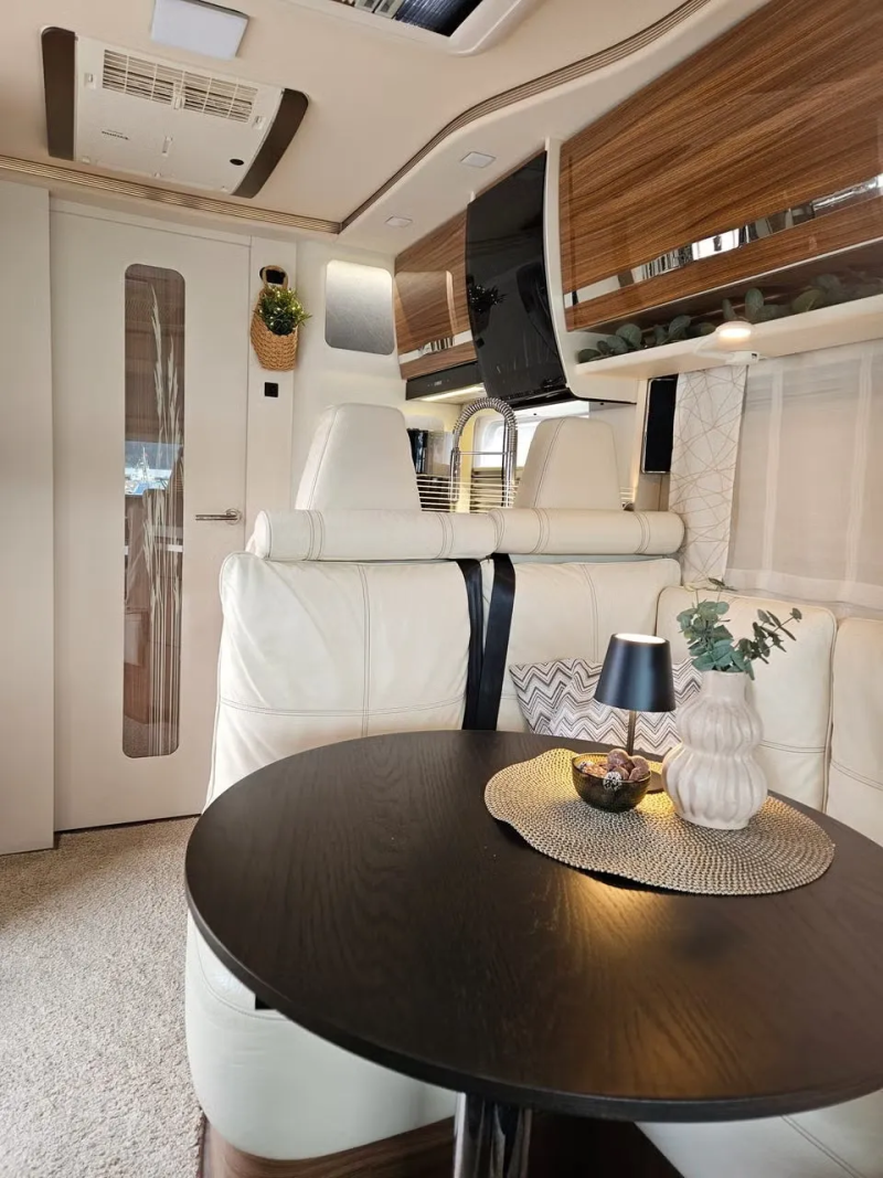 Eura Mobil INTEGRA 760EB