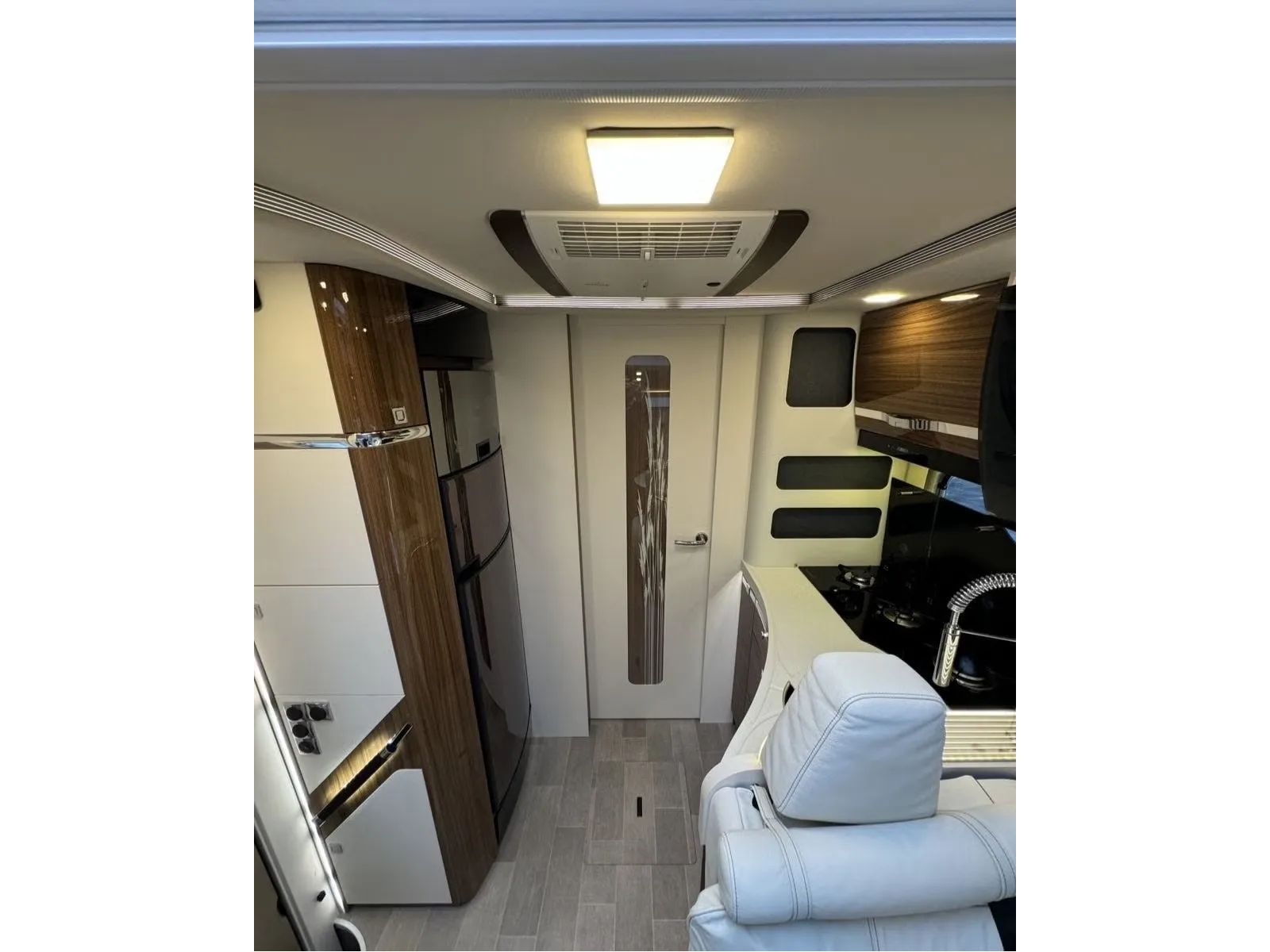 Eura Mobil INTEGRA 760EB