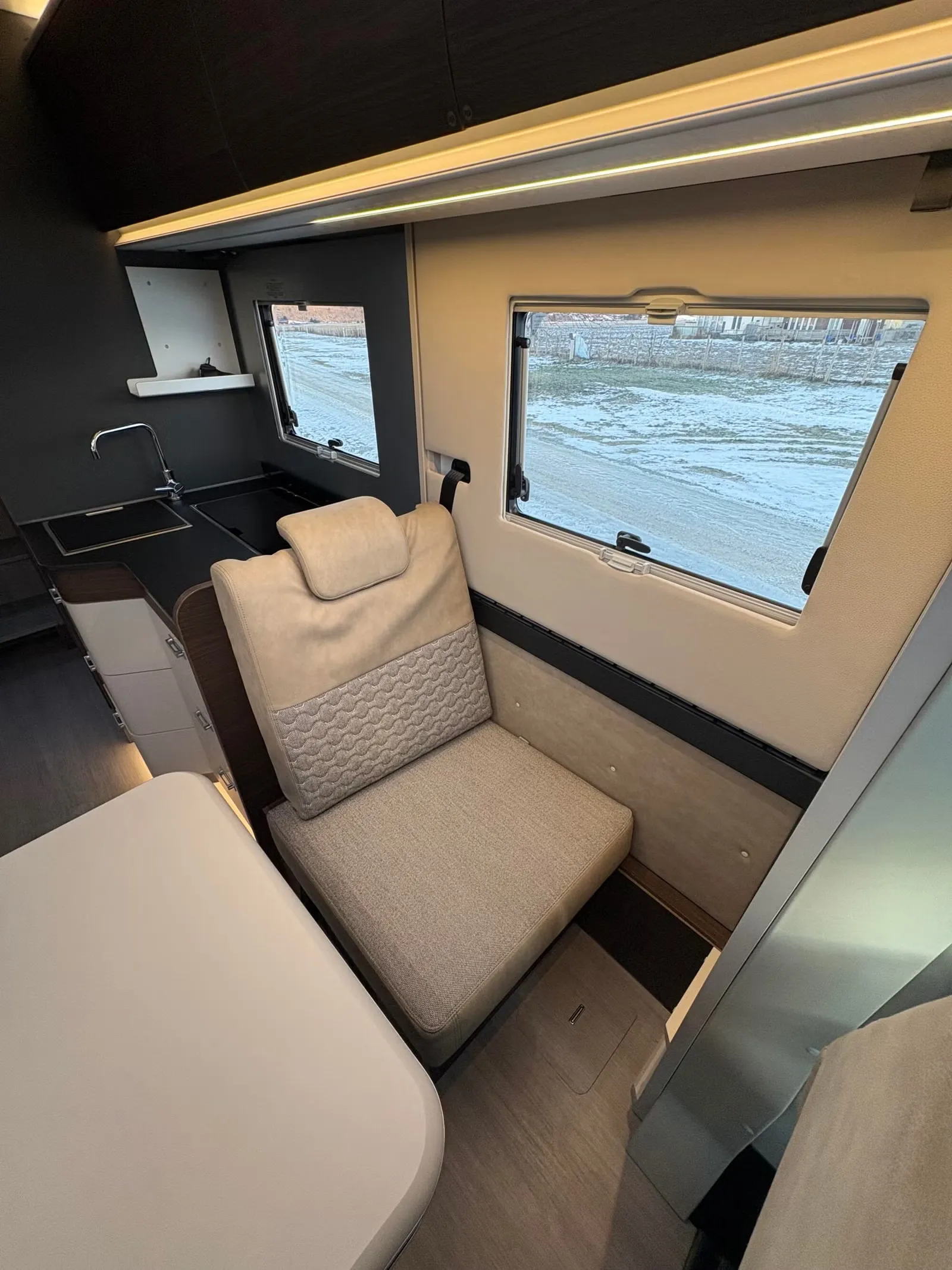 Adria Coral Supreme 670 DL Alde