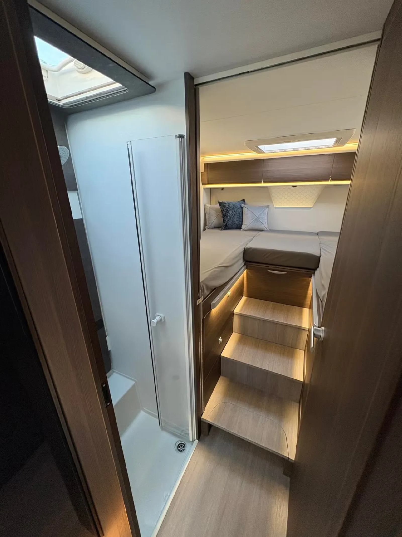 Adria Coral Supreme 670 DL Alde