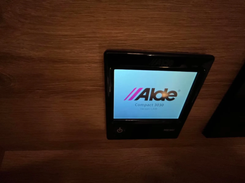 Eura Mobil IL 720 EF