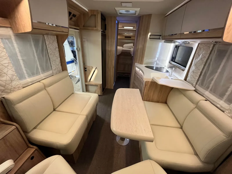 Eura Mobil IL 720 EF