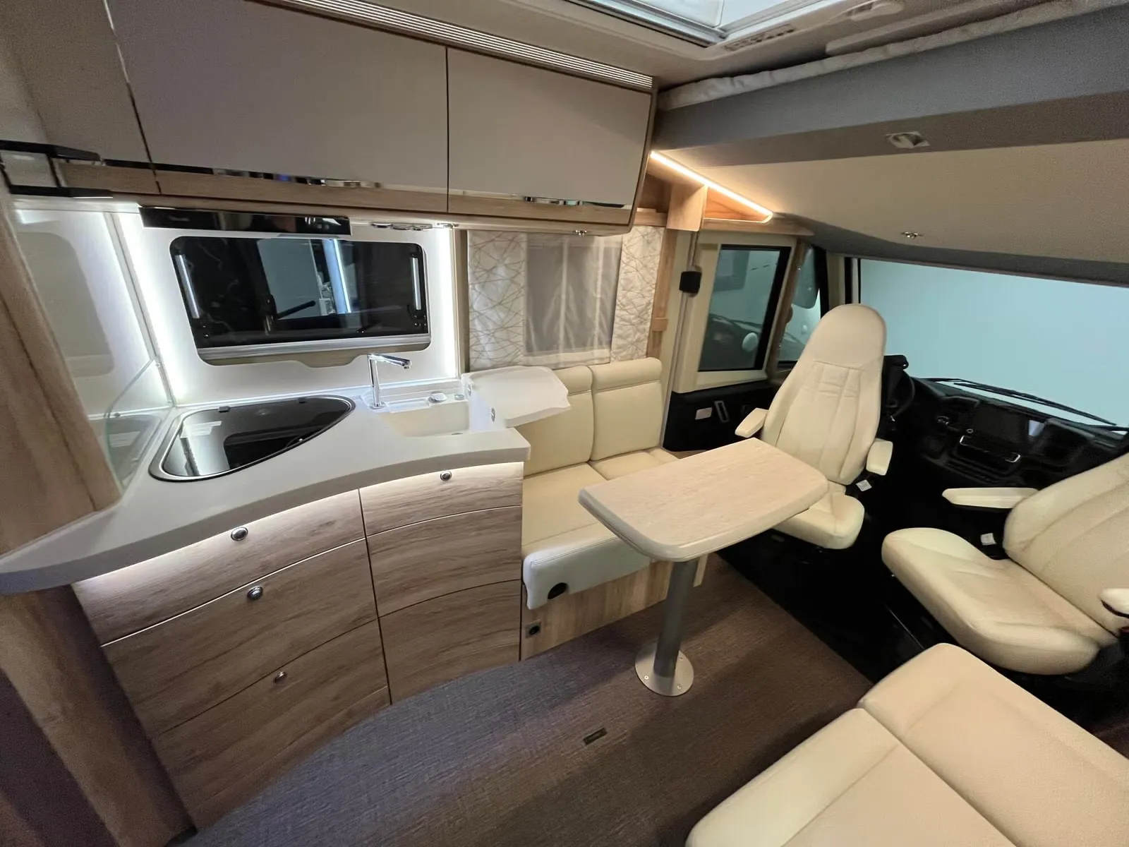 Eura Mobil IL 720 EF