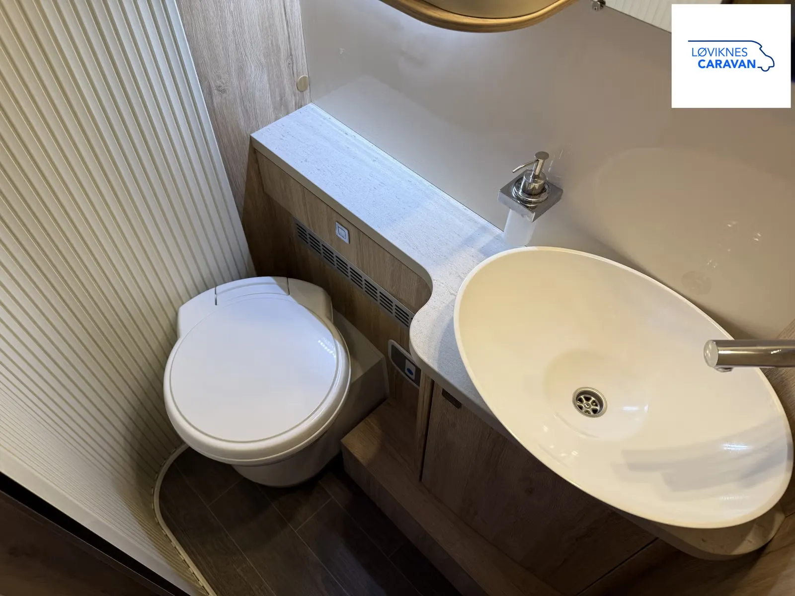 Eura Mobil IL 720 QB