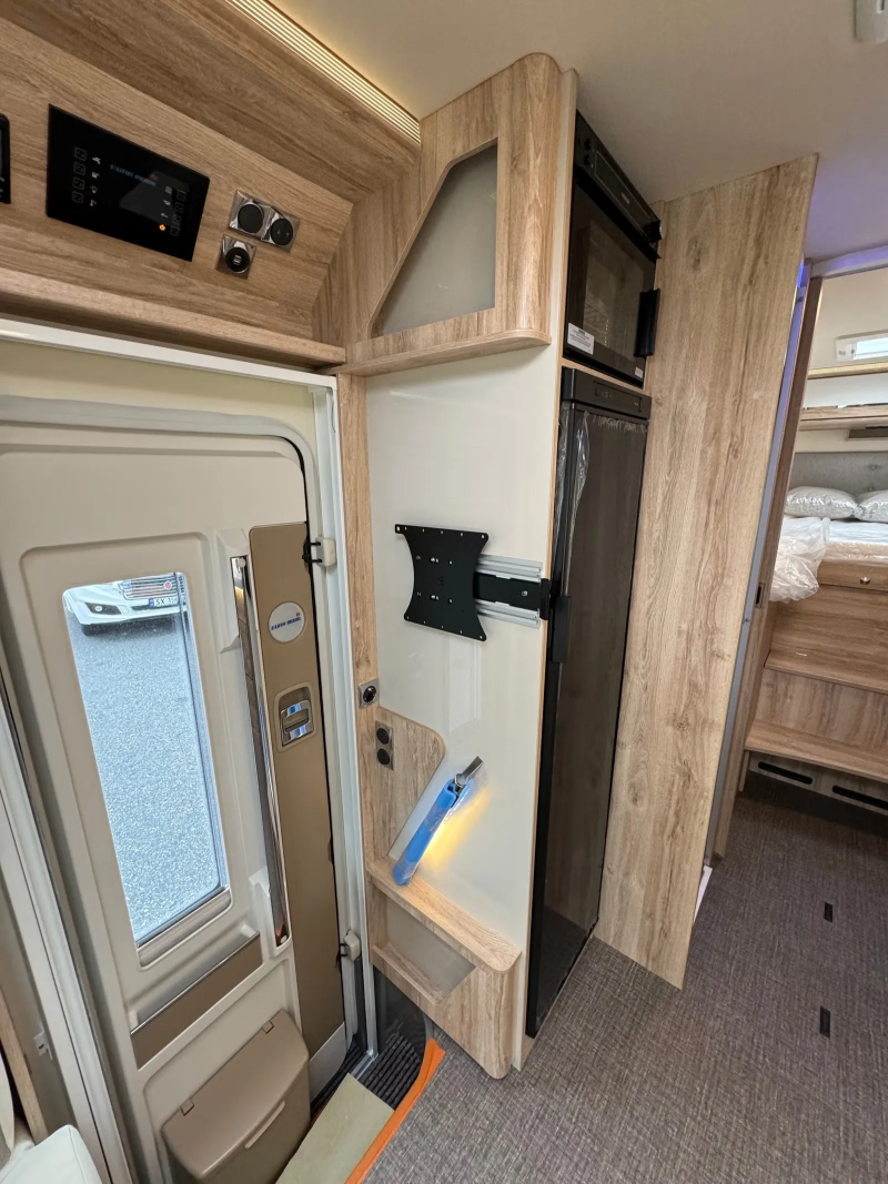 Eura Mobil Integra Line 720 EF