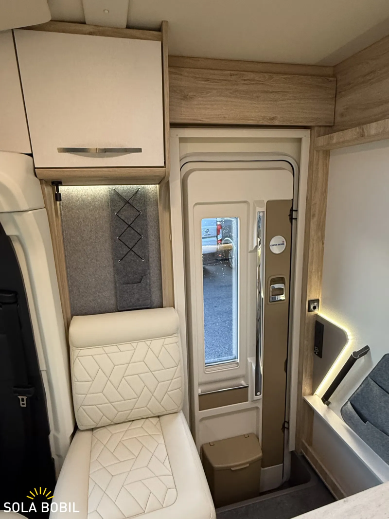 Eura Mobile Xtura 686 EF