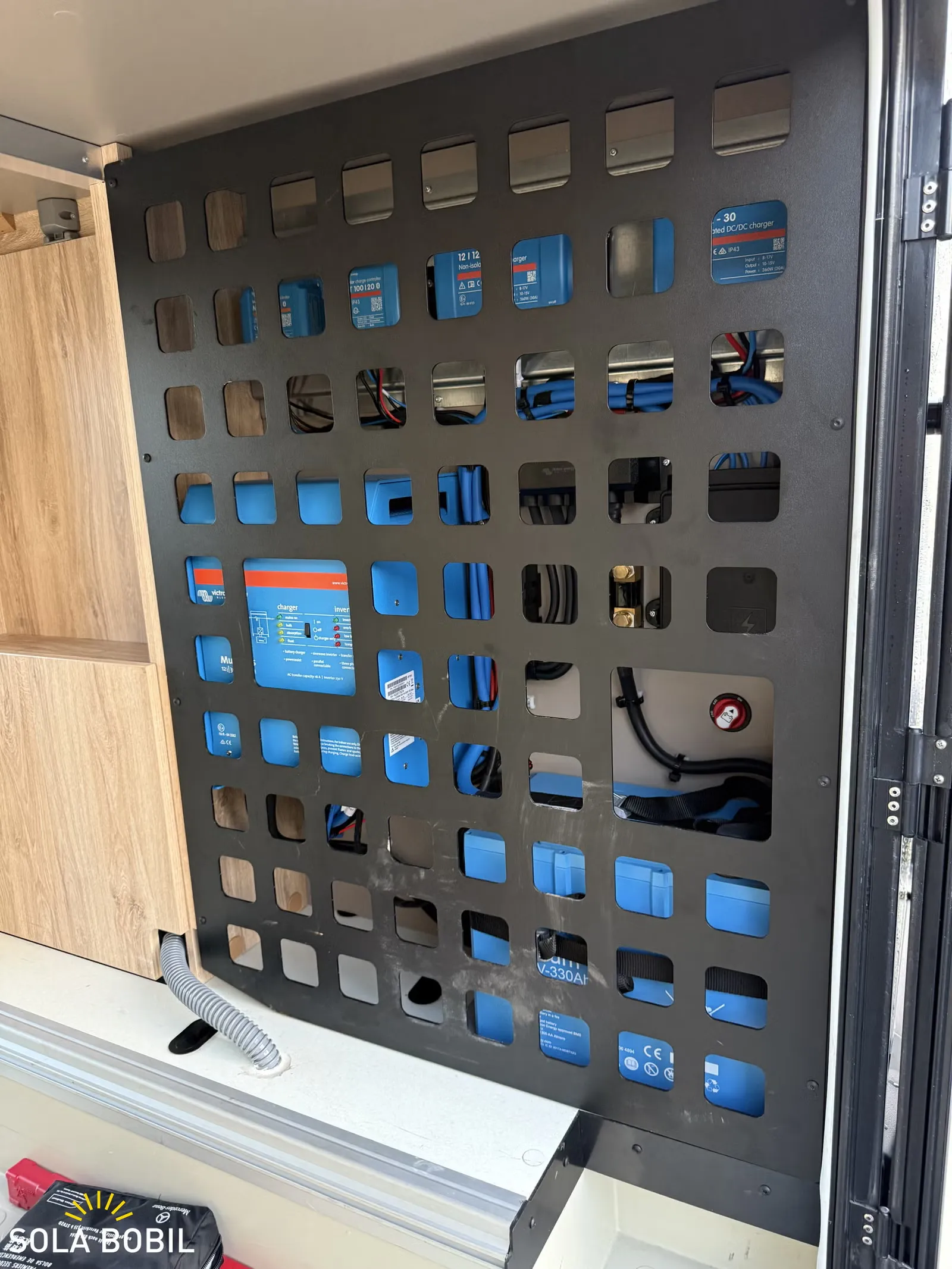 Eura Mobile Xtura 686 EF