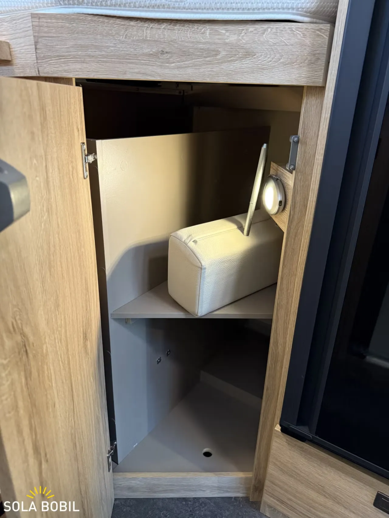 Eura Mobile Xtura 686 EF