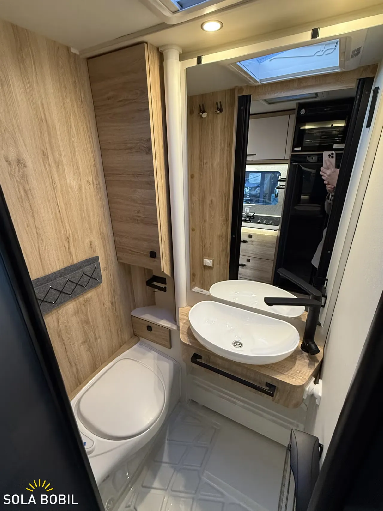 Eura Mobile Xtura 686 EF