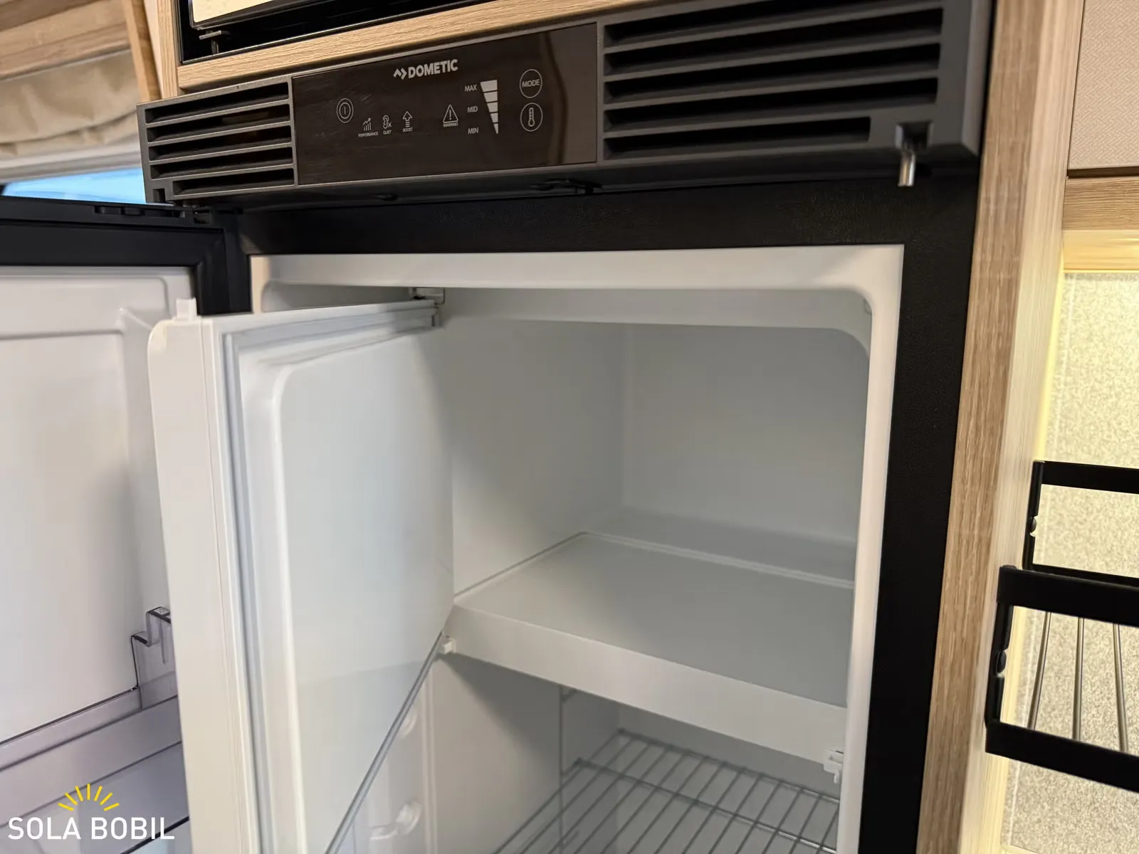 Eura Mobile Xtura 686 EF