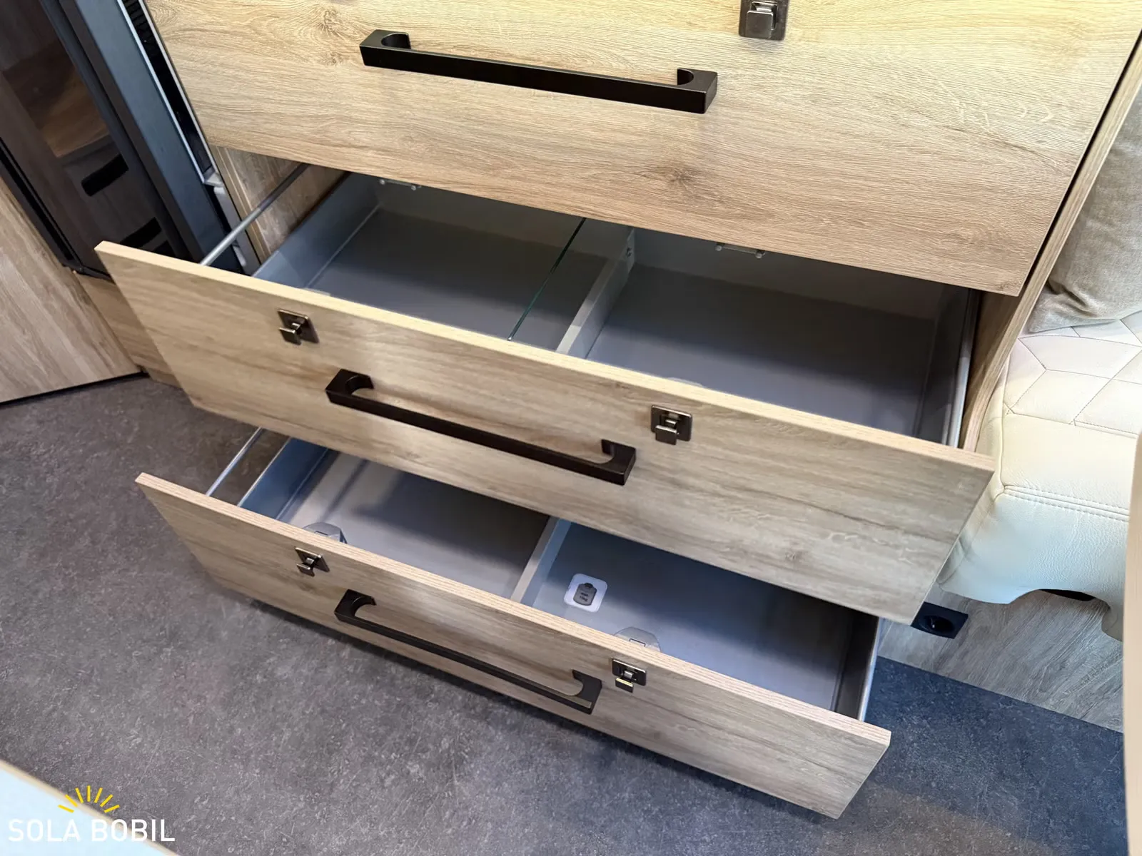 Eura Mobile Xtura 686 EF