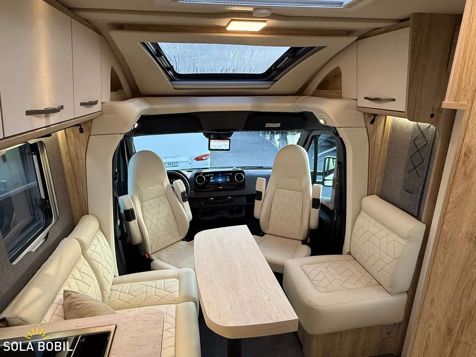 Eura Mobile Xtura 686 EF