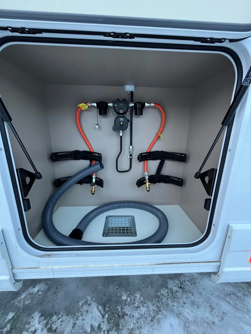 Eura Mobil IL GT 726 EF