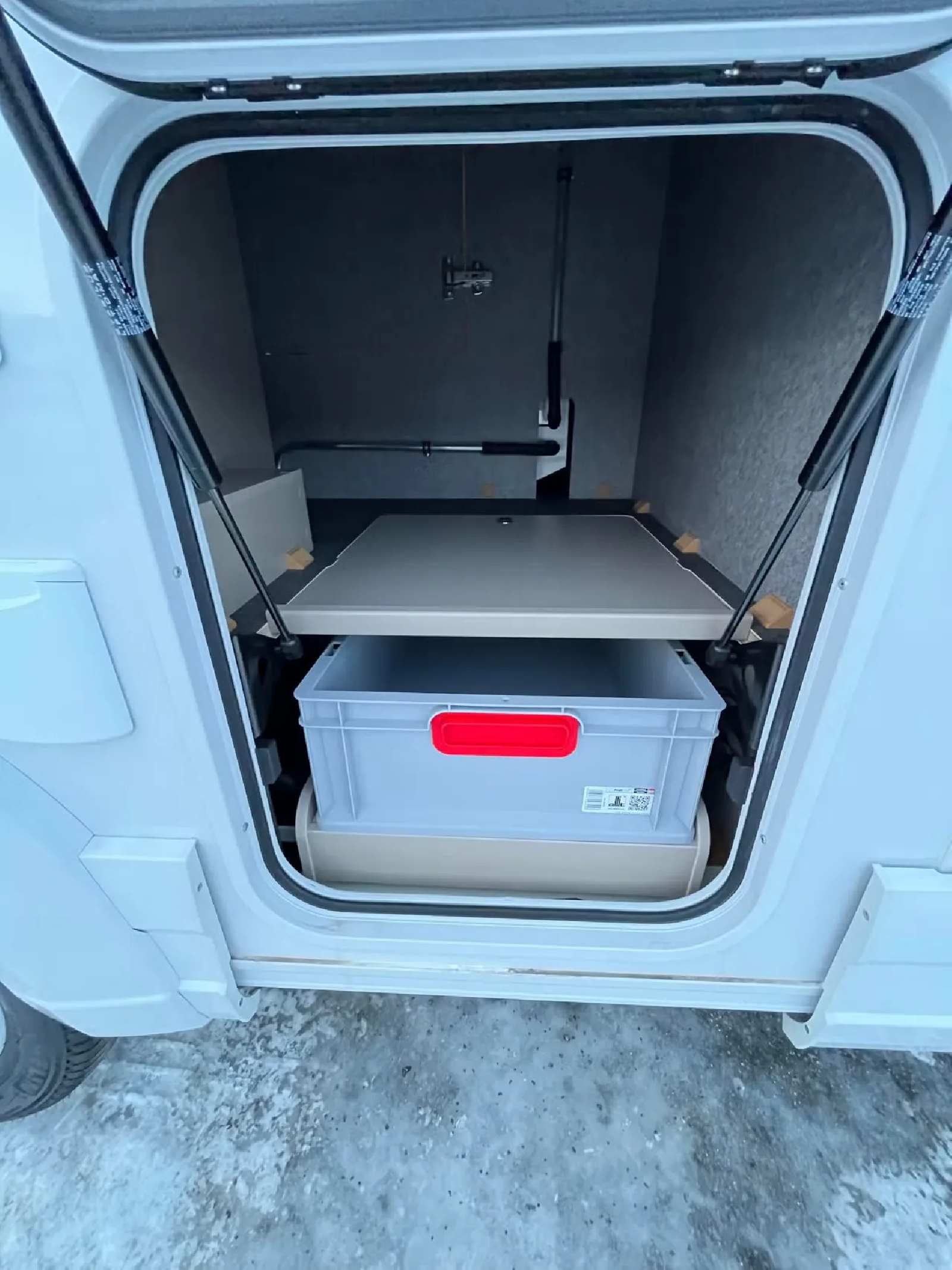 Eura Mobil IL GT 726 EF