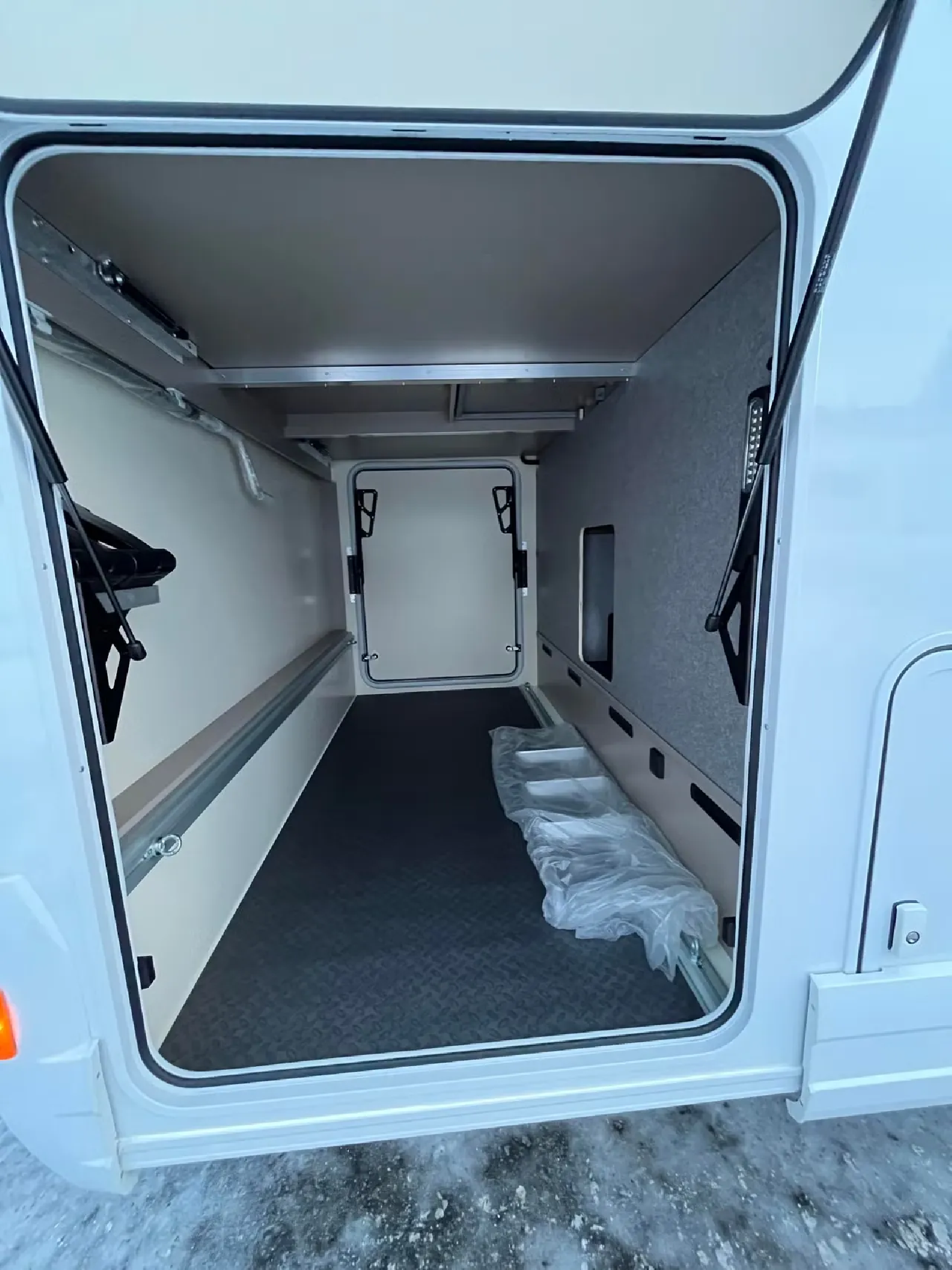 Eura Mobil IL GT 726 EF