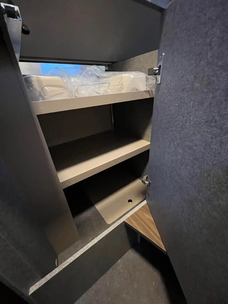 Eura Mobil IL GT 726 EF