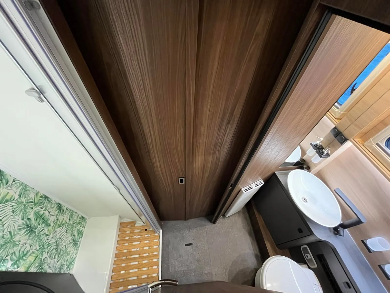 Eura Mobil IL GT 726 EF