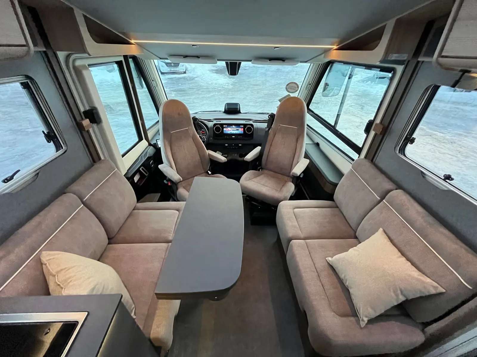 Eura Mobil IL GT 726 EF