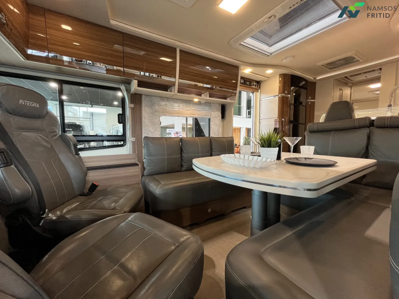 Eura Mobil Integra 890 QB