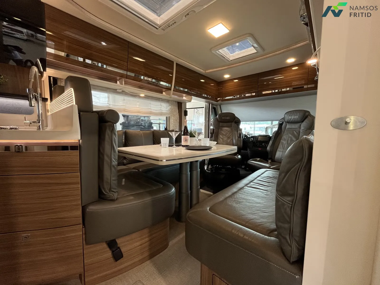 Eura Mobil Integra 890 QB