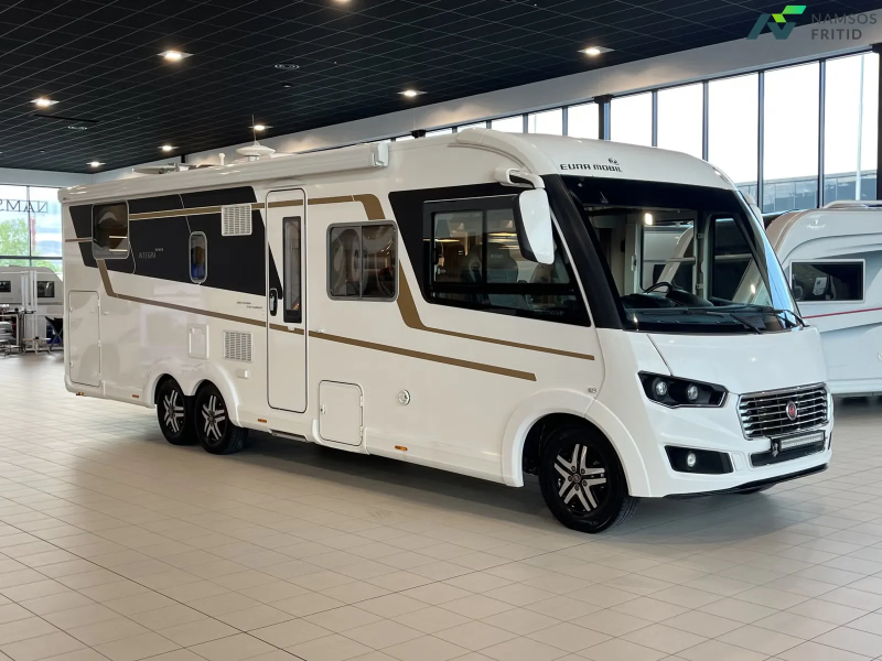 Eura Mobil Integra 890 QB