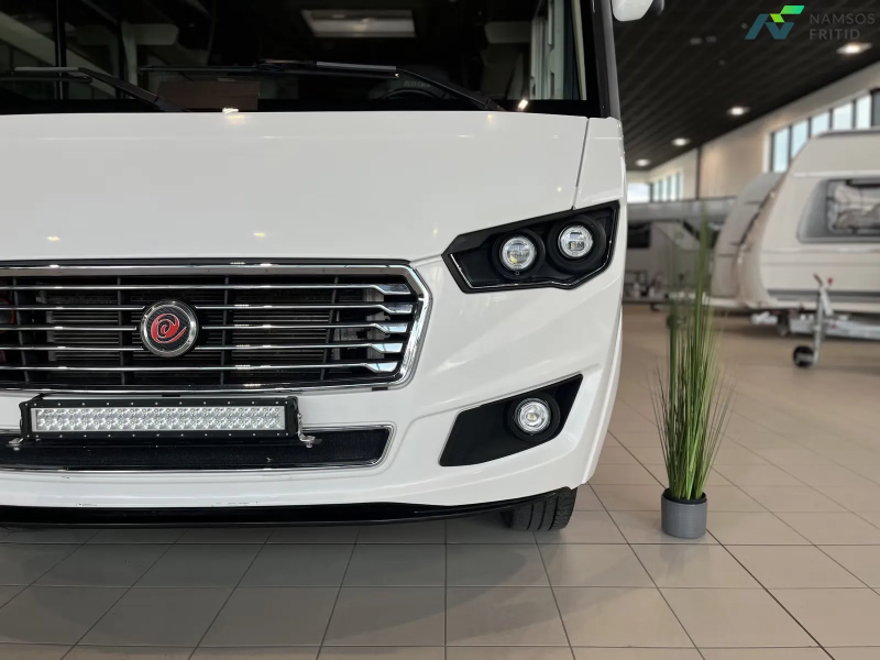 Eura Mobil Integra 890 QB