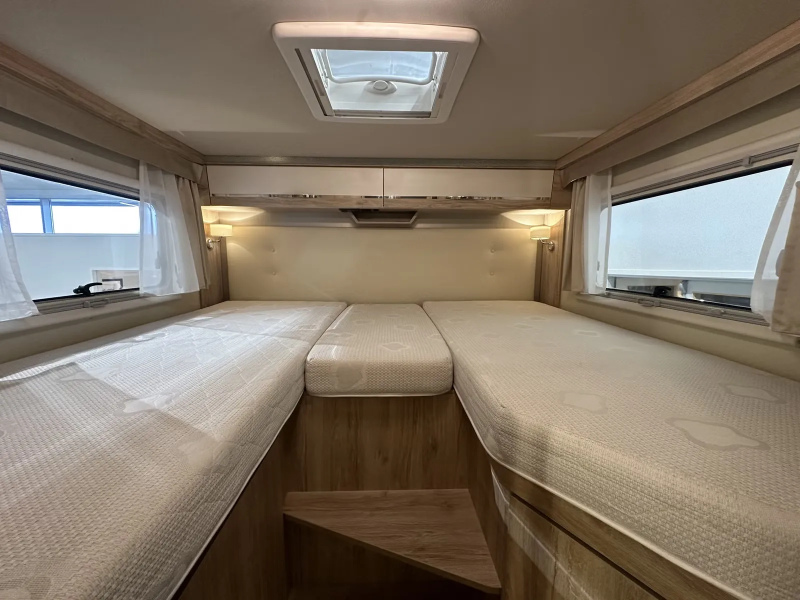 Eura Mobil Profila PT 695 EB