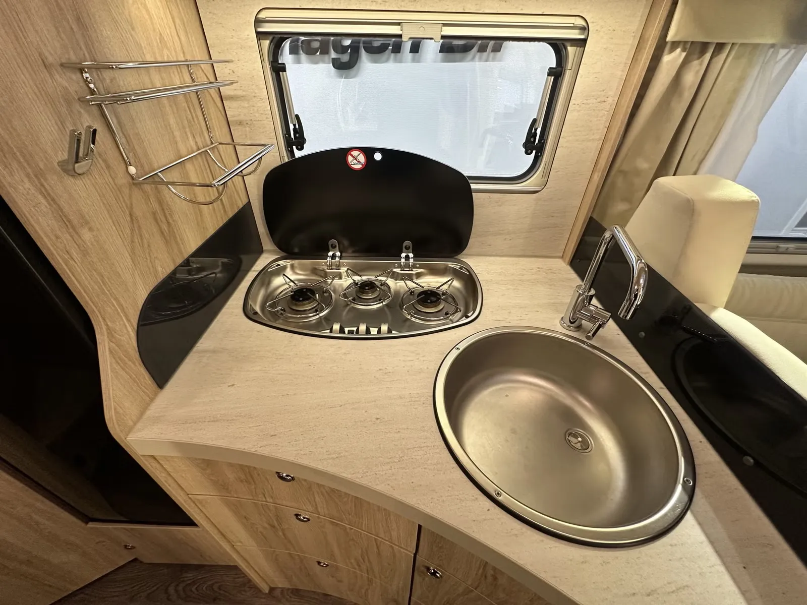 Eura Mobil Profila PT 695 EB