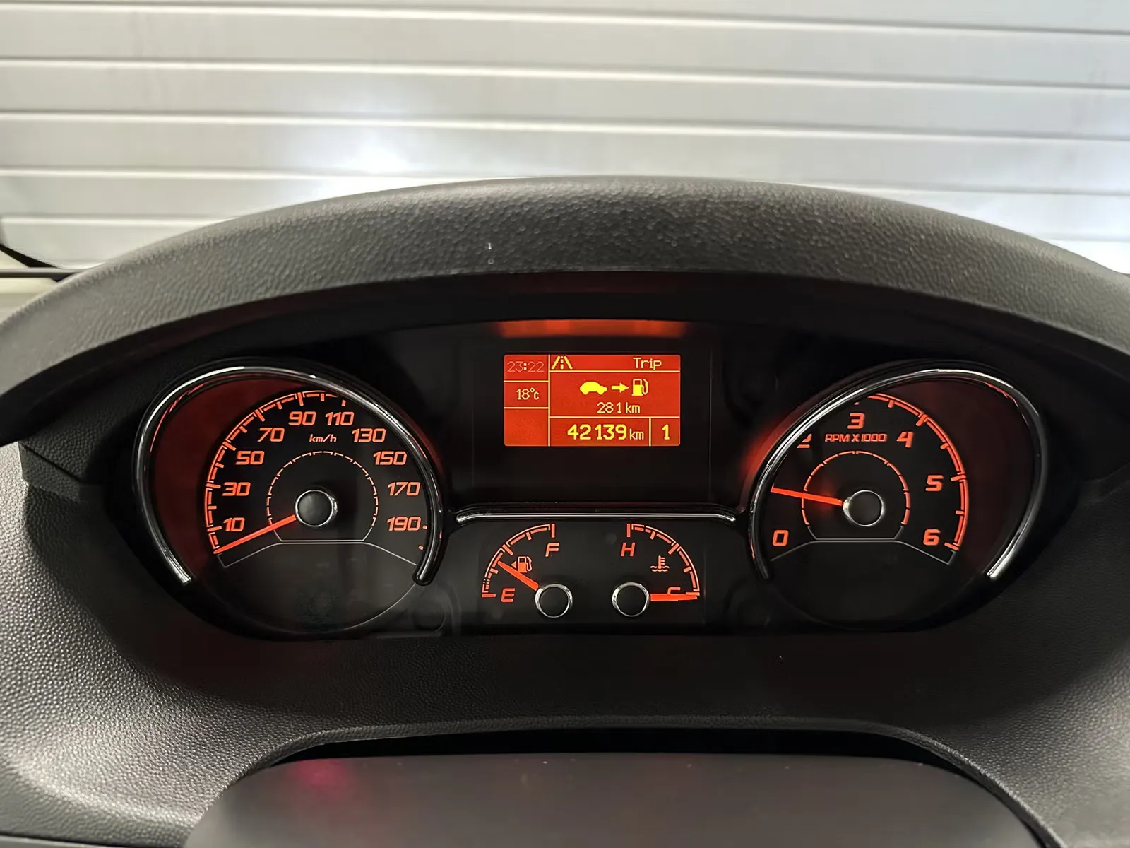 Eura Mobil Profila PT 695 EB