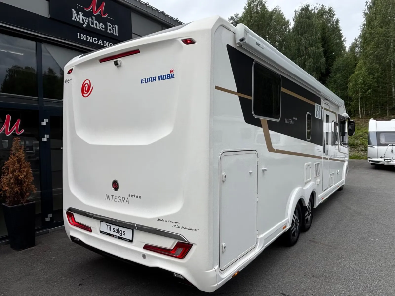 Eura Mobil Integra 890 QB