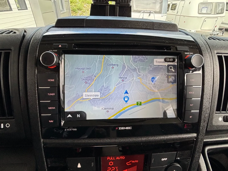 Eura Mobil Integra 890 QB