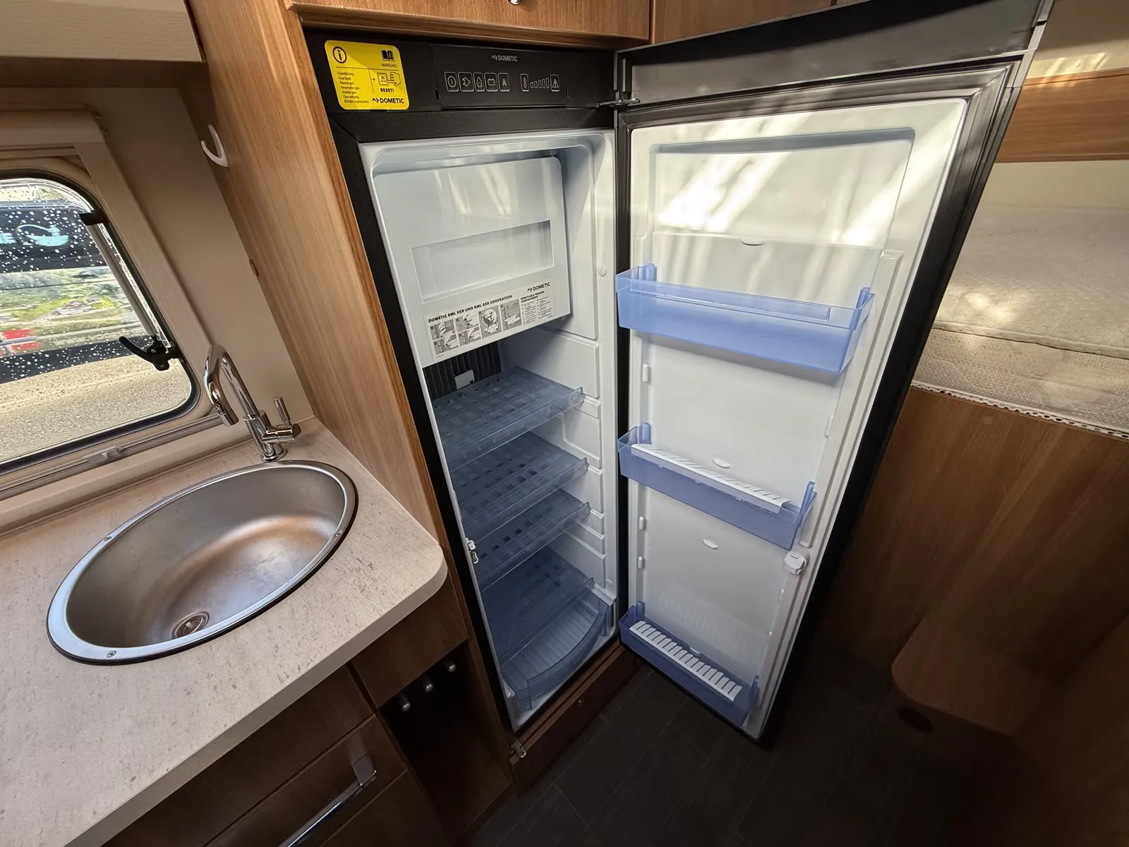 Eura Mobil Activa one 690 hb