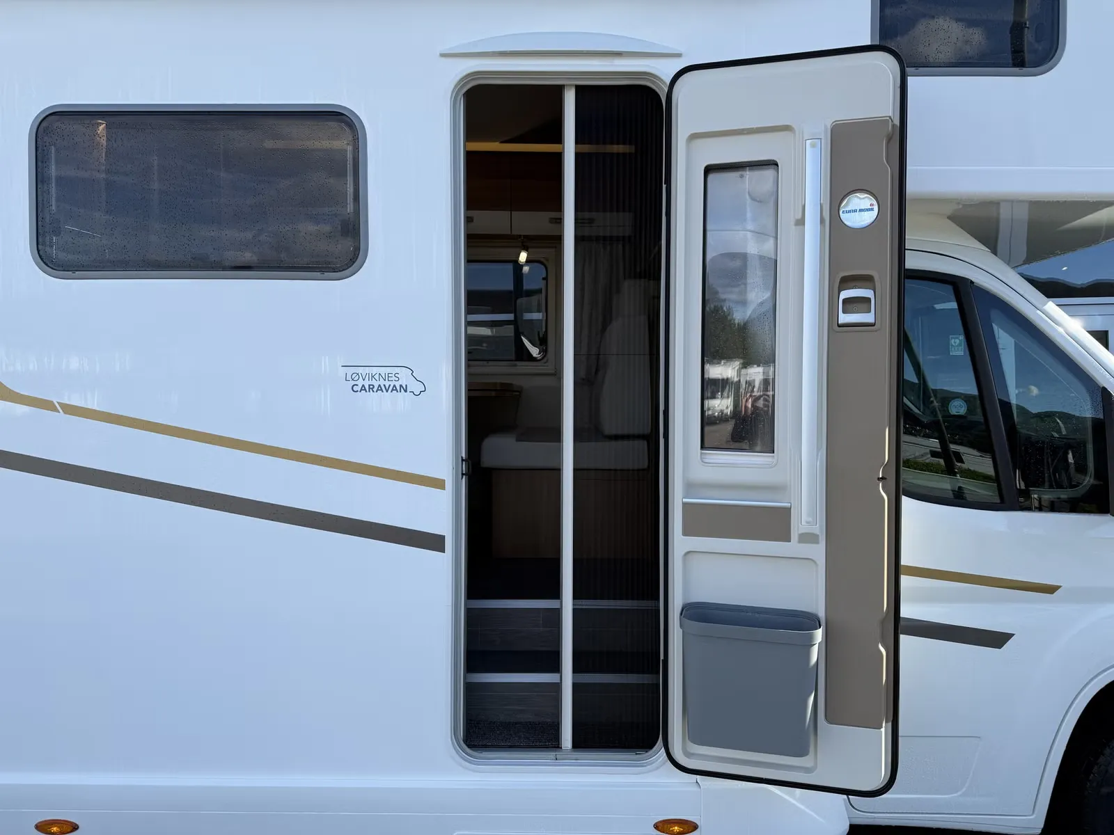 Eura Mobil Activa one 690 hb