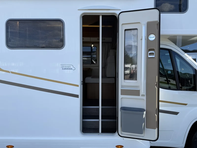 Eura Mobil Activa one 690 hb