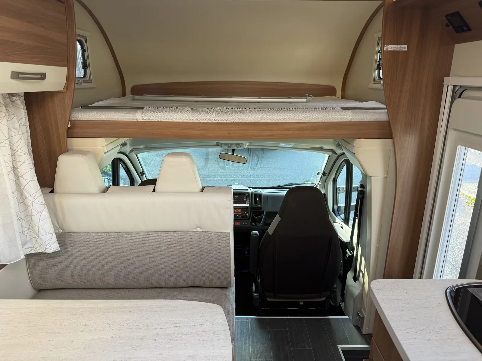 Eura Mobil Activa one 690 hb