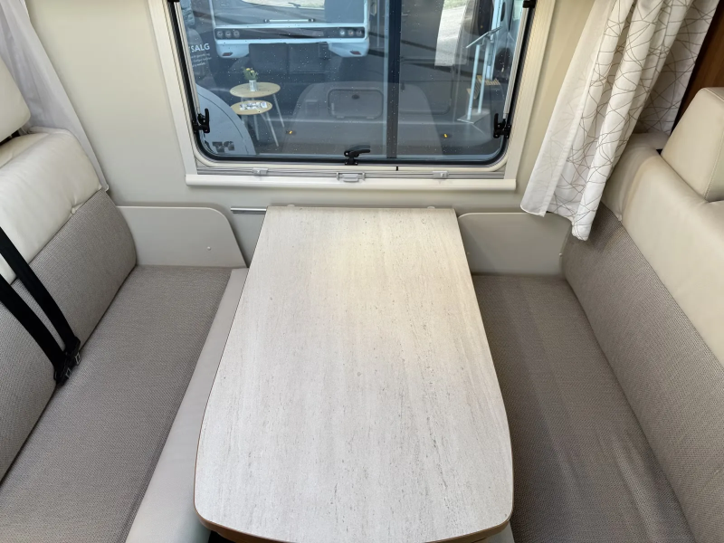 Eura Mobil Activa one 690 hb