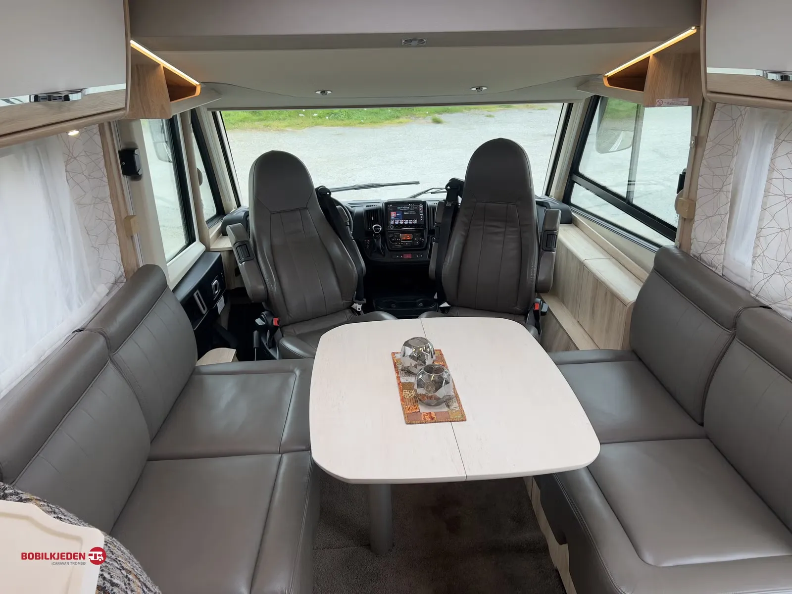 Eura Mobil IL 695 LF