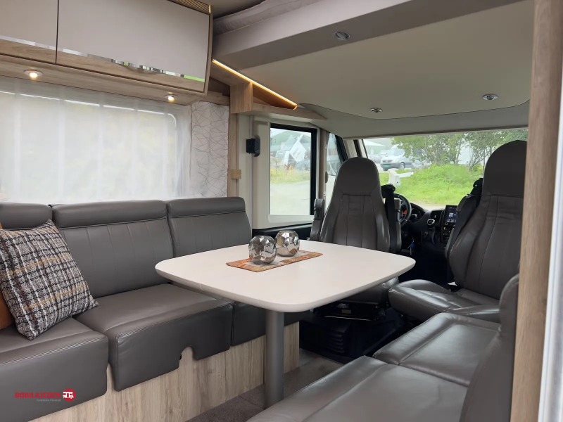 Eura Mobil IL 695 LF