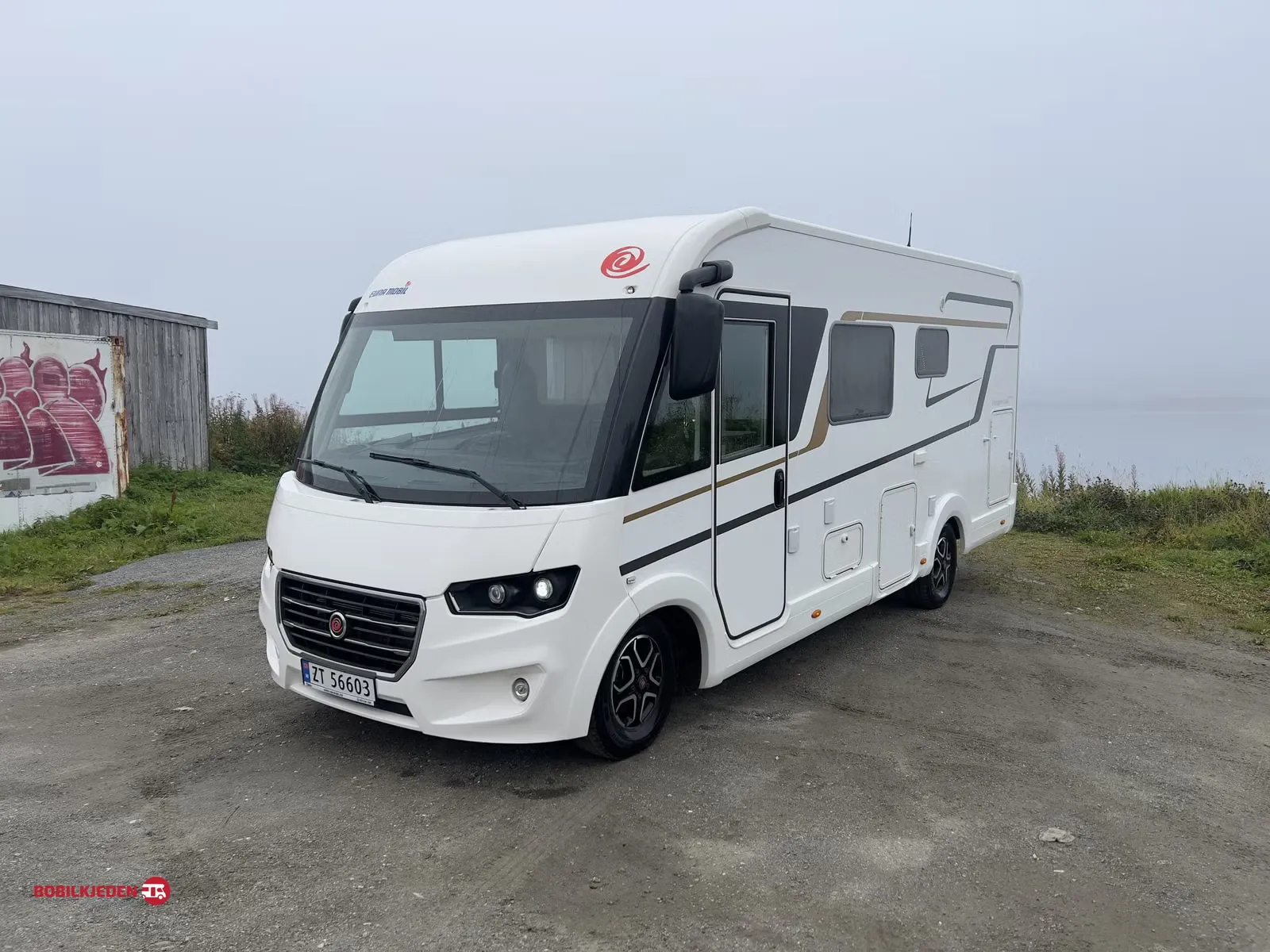 Eura Mobil IL 695 LF