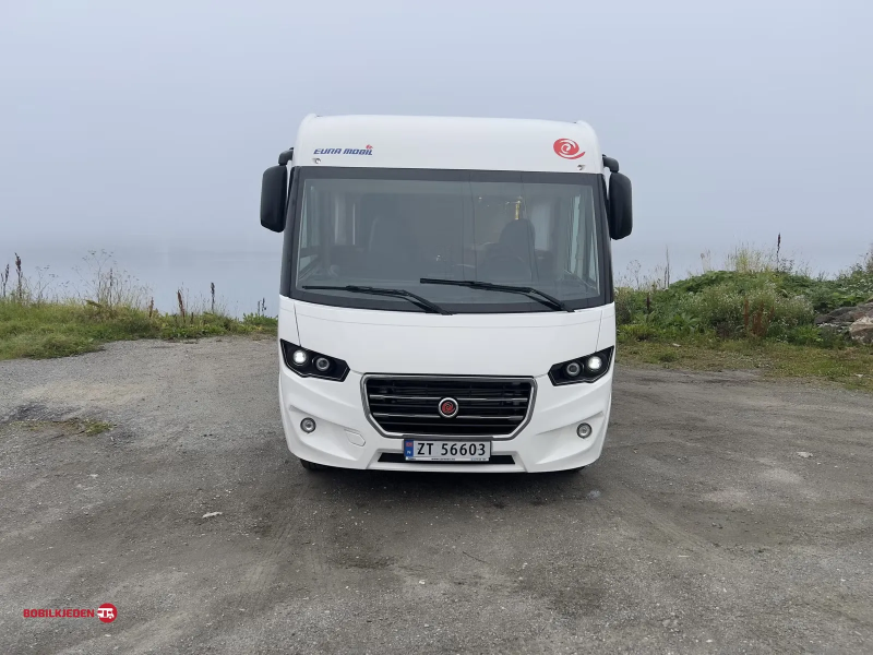 Eura Mobil IL 695 LF