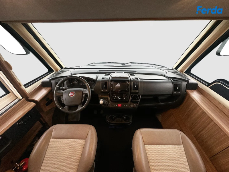 Eura Mobil IL 720 QB