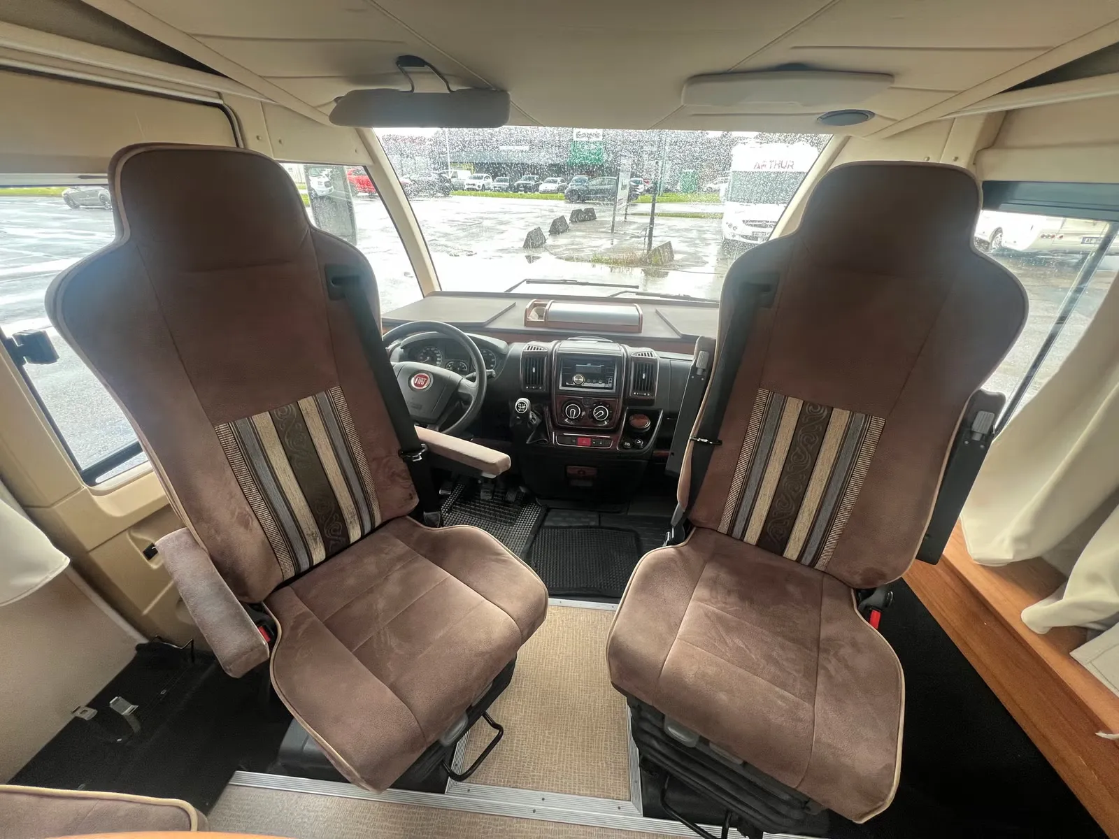 Eura Mobil INTERGRA LINE IS 700 EB