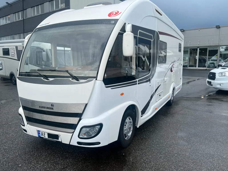 Eura Mobil INTERGRA LINE IS 700 EB